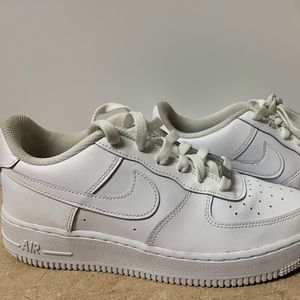Nike Air Force 1’s Boys Size 6.5